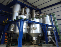 高精度中和反应釜及提纯系统实景